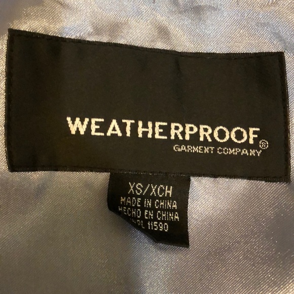 Weatherproof jacket. - Picture 4 of 8